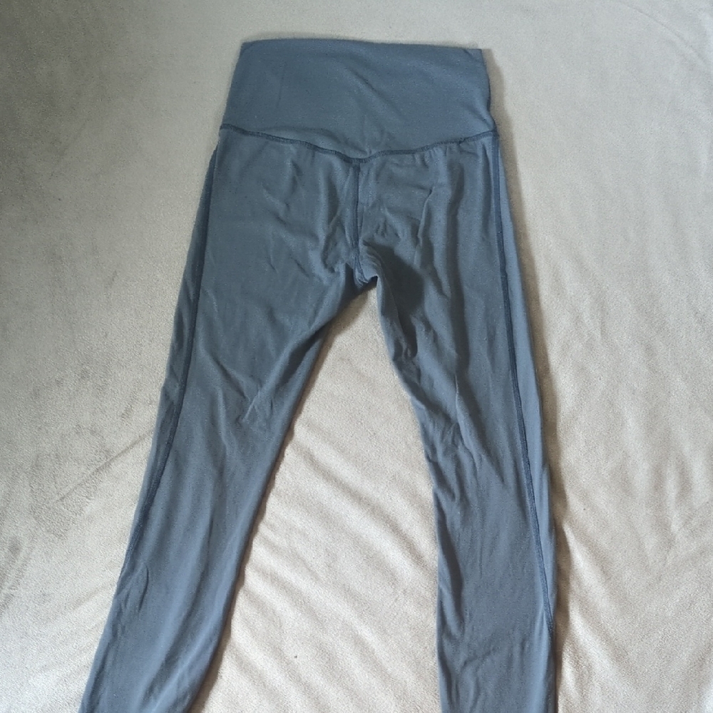 High-Waisted Blue Leggings